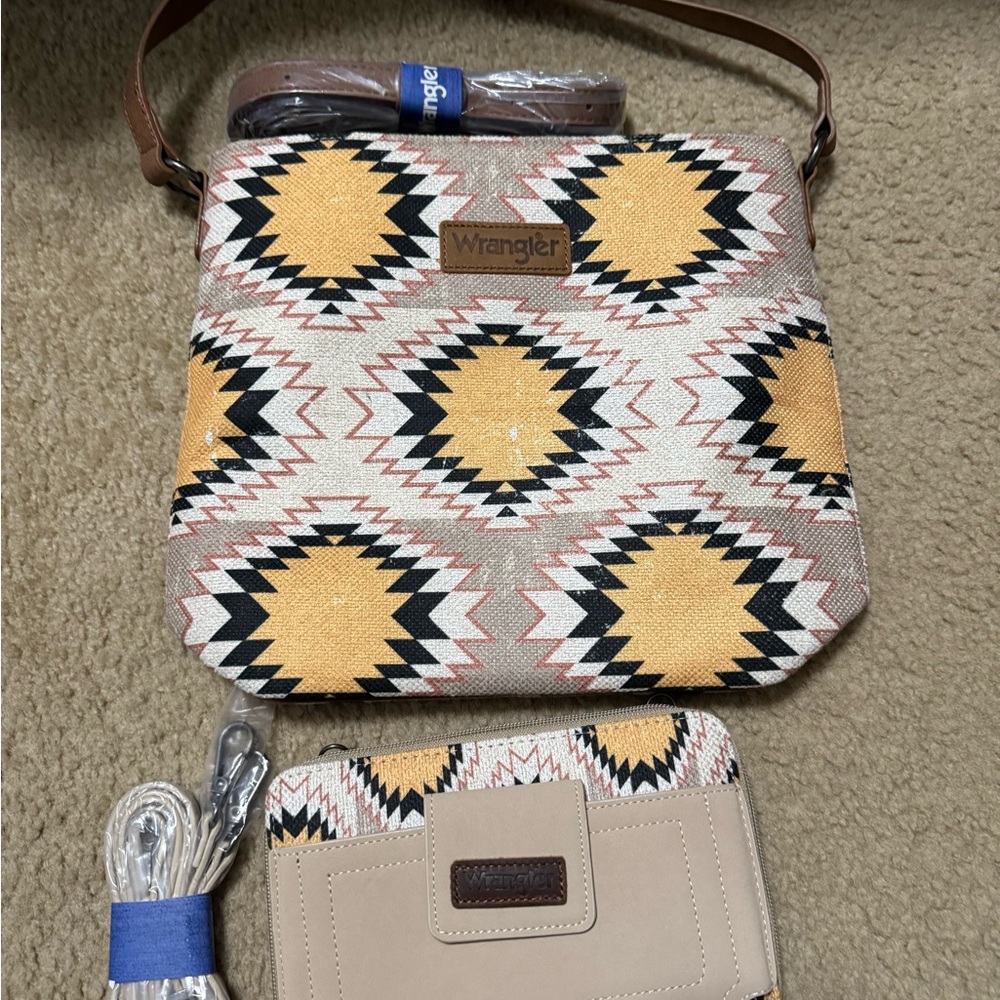 Wrangler Geometric Yellow and Beige Shoulder Bag
